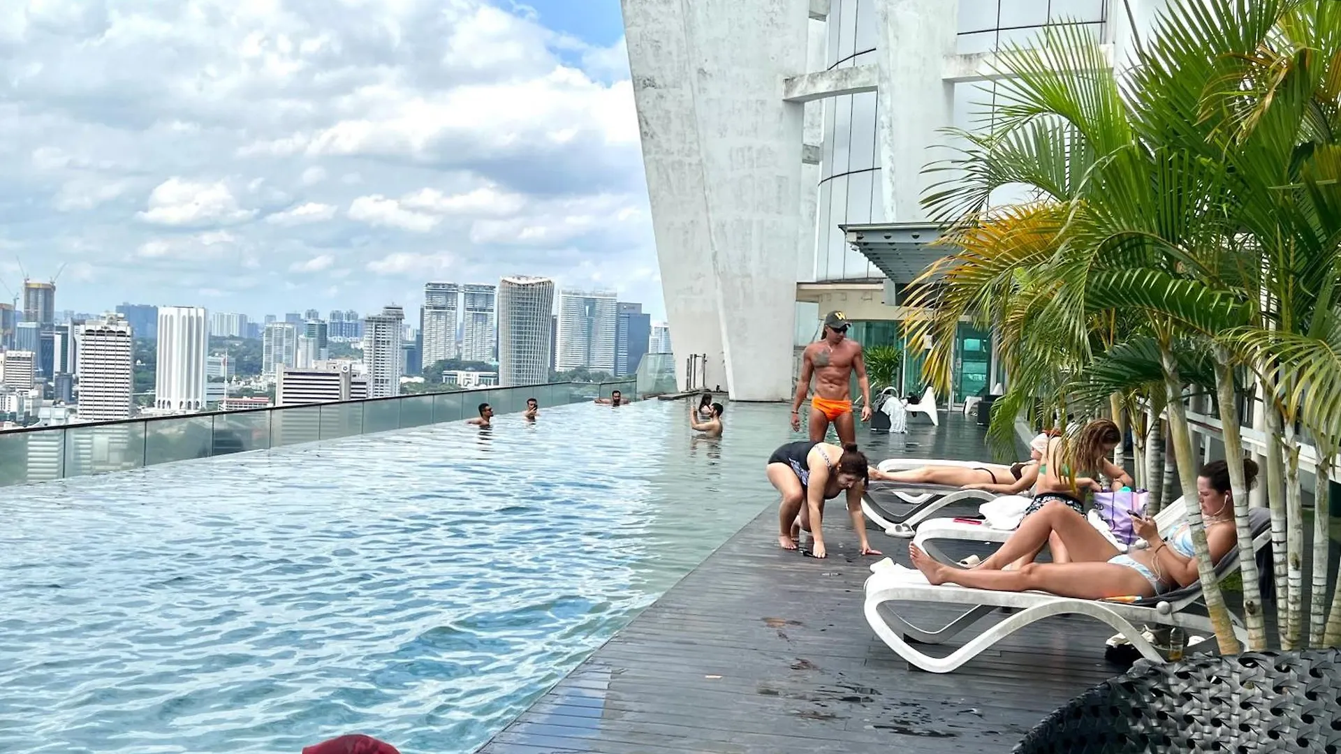 Apartment Regalia Suites Best Klcc View Kuala Lumpur