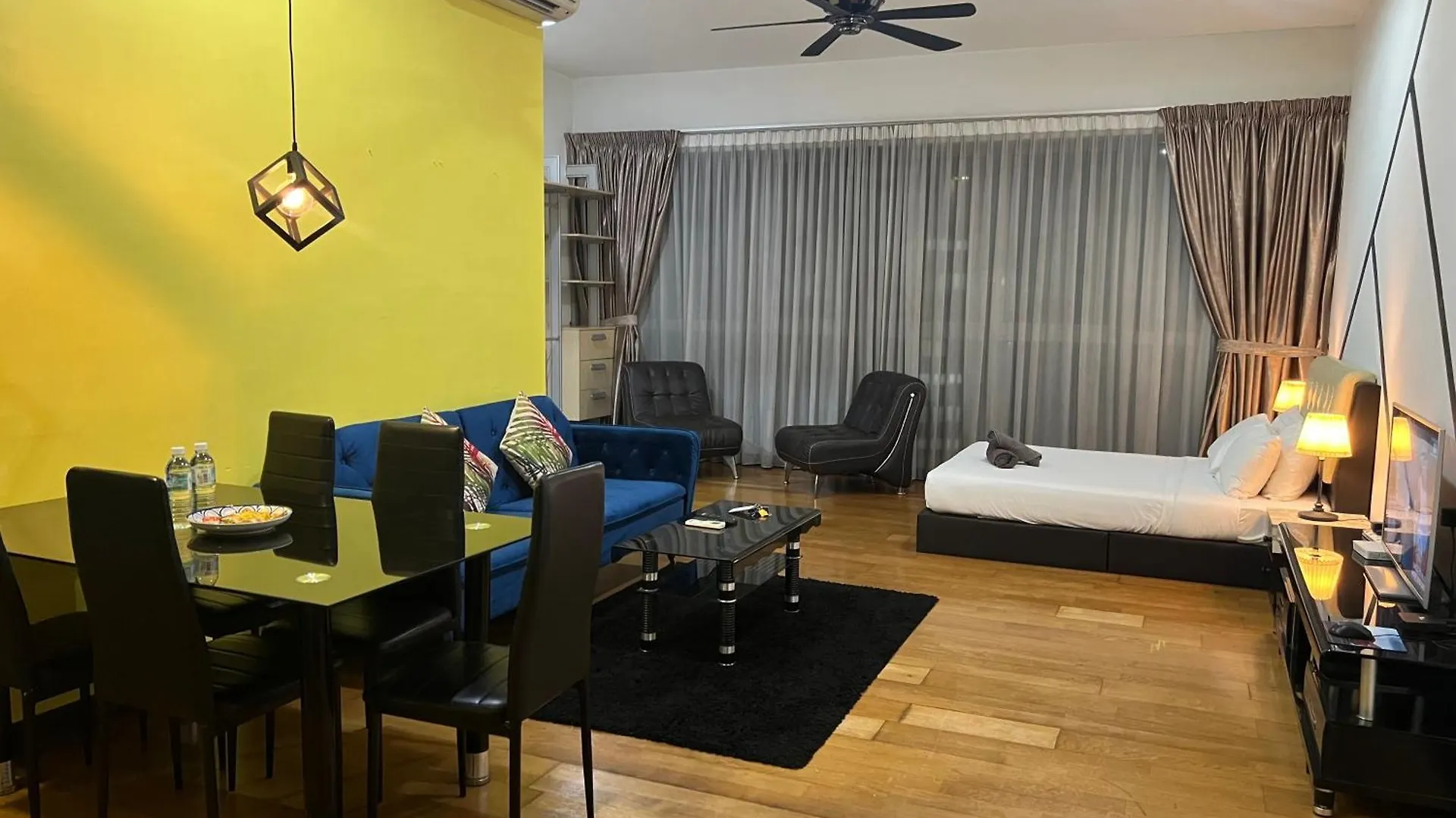 Regalia Suites Best Klcc View Kuala Lumpur Apartment