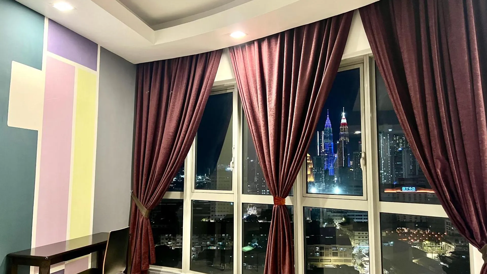 Regalia Suites Best Klcc View Kuala Lumpur Malaysia