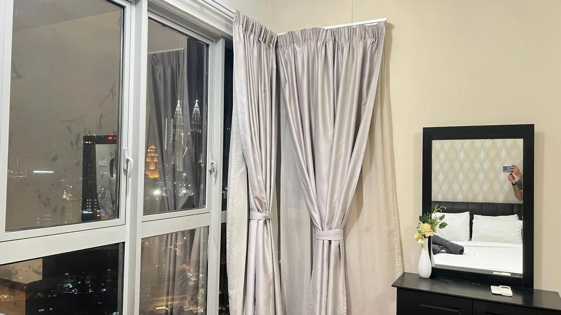 Apartment Regalia Suites Best Klcc View Kuala Lumpur