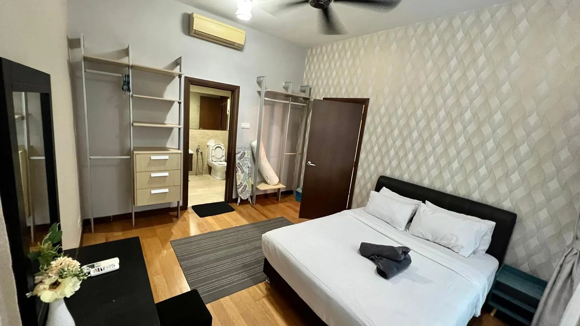 Apartment Regalia Suites Best Klcc View Kuala Lumpur