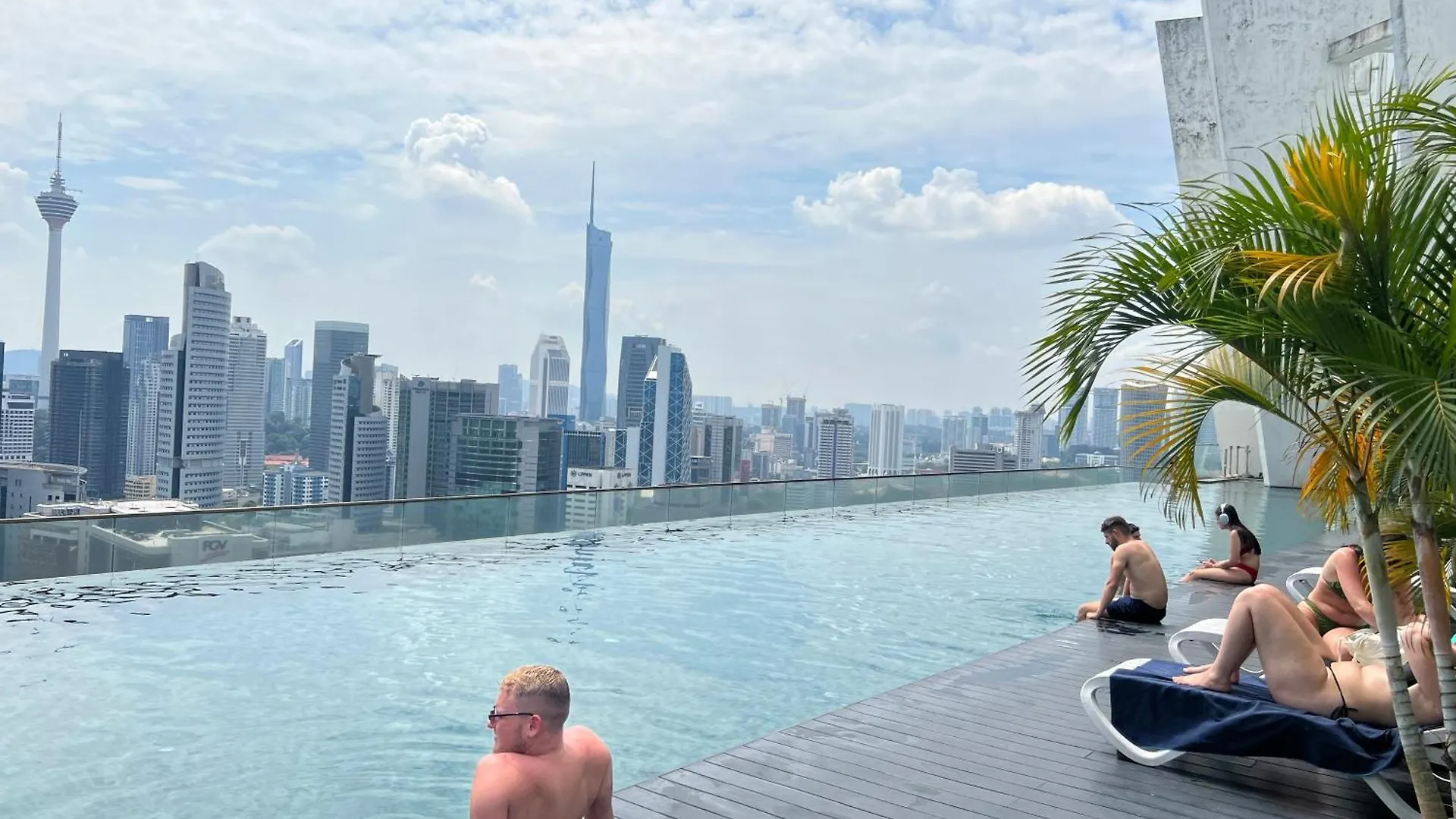Regalia Suites Best Klcc View Kuala Lumpur Malaysia